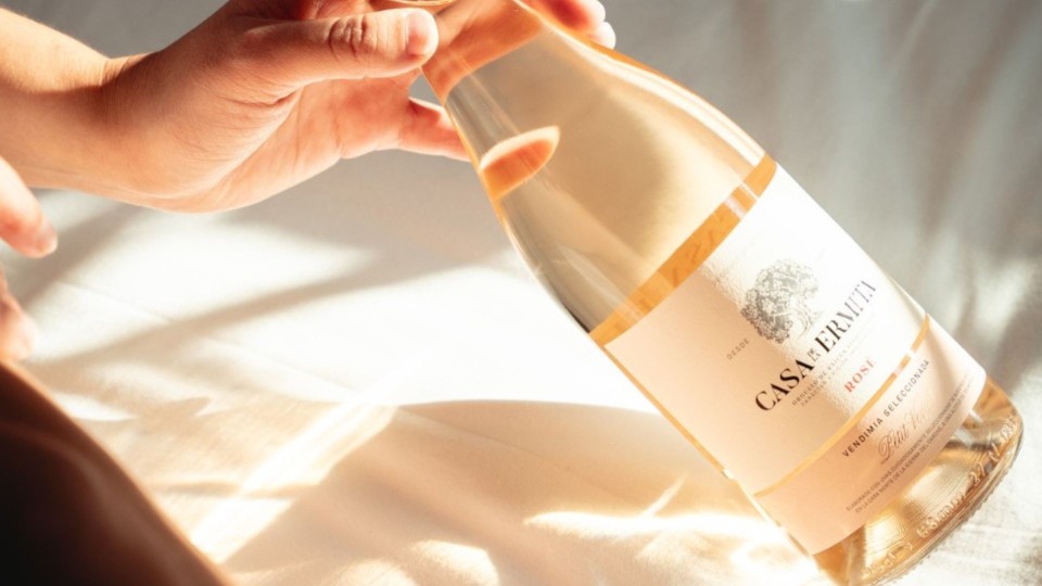 5 trucos para enfriar el vino este Verano